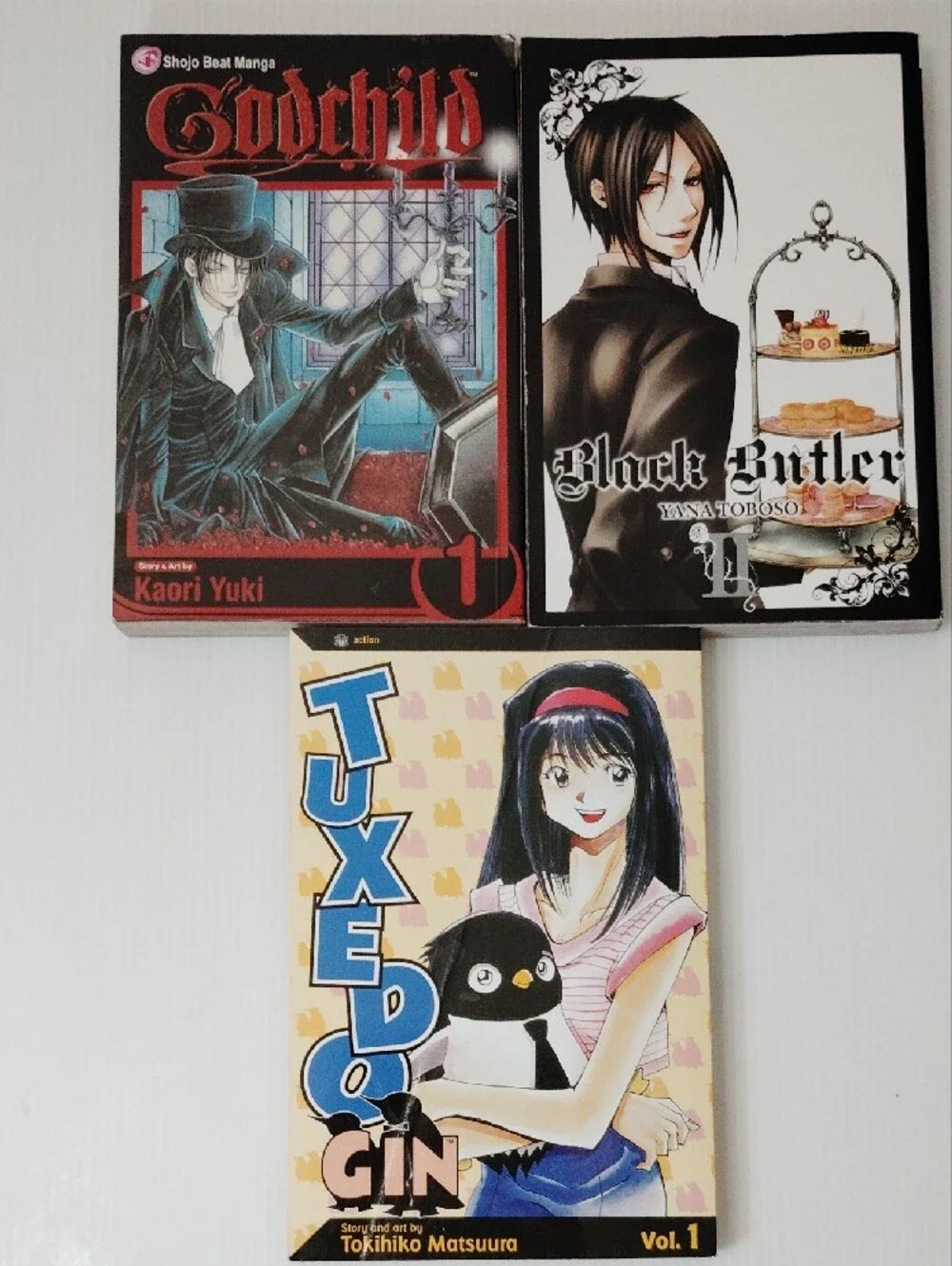 8 Pack Bundle Of Manga!